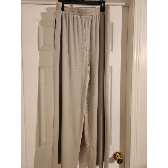 Yozy Women's Lounge Pants XXL - Picture 2 of 4